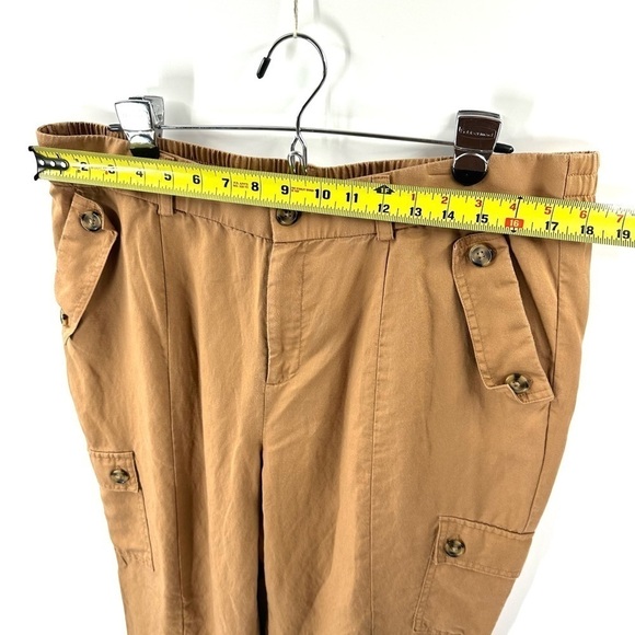 Torrid Size 16 Short Relaxed Taper Studio Linen High Rise Cargo Pant Camel Tan - Picture 9 of 12